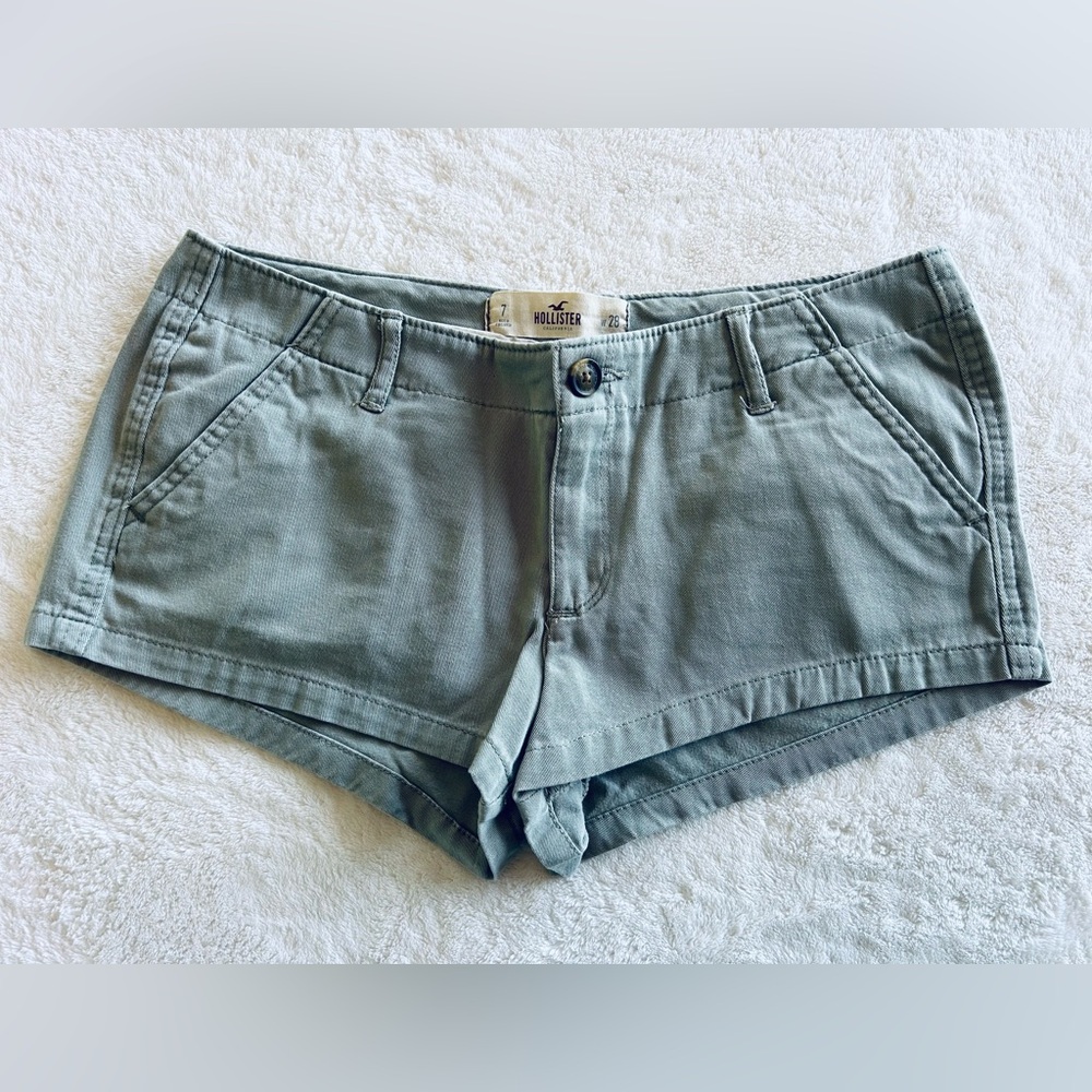 Hollister Women's Olive “Shorty” Shorts in Cotton
